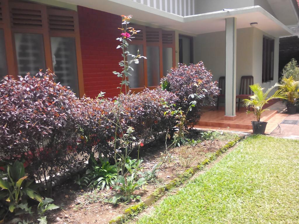 Jayawimana Apartment Kandy Ngoại thất bức ảnh