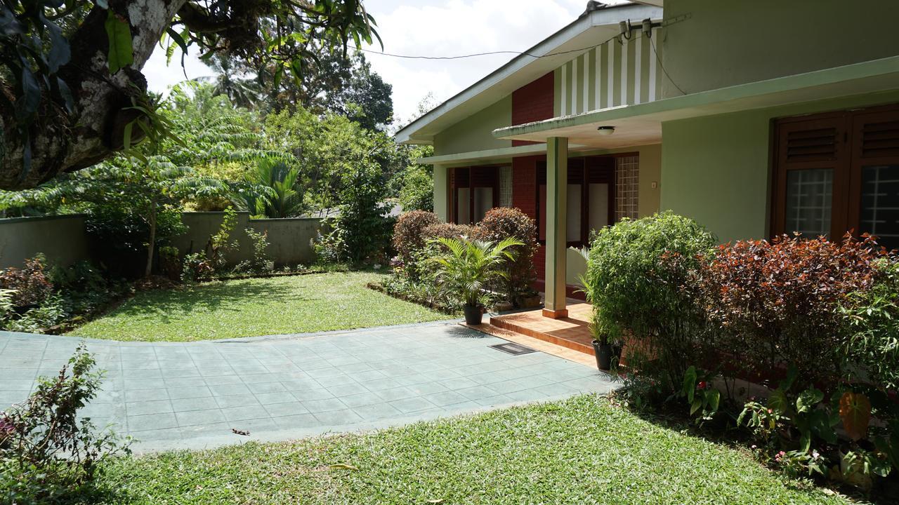 Jayawimana Apartment Kandy Ngoại thất bức ảnh